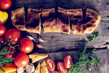 sebzeli meyveli turta