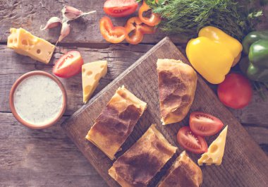 sebzeli meyveli turta