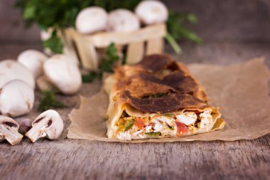 sebzeli meyveli turta