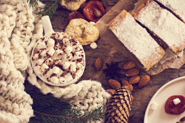 Strudel Kuruyemiş ile