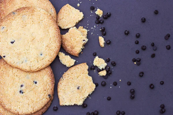 Galletas caseras de chips de chocolate — Foto de Stock