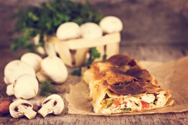 sebzeli meyveli turta