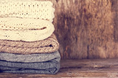 Yün kazak, ekose yığını