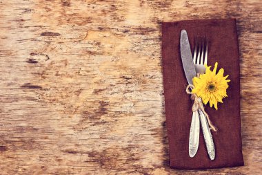 Çatal, bıçak, peçete, çatal bıçak takımı.