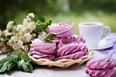 Ev yapımı şekerlemeler. Pembe şekerleme. 