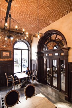 Restoran, Cafe eski evinde iç. 