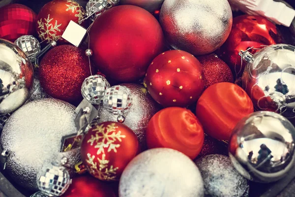 Juguetes de Navidad, composición de bolas de Navidad — Foto de Stock