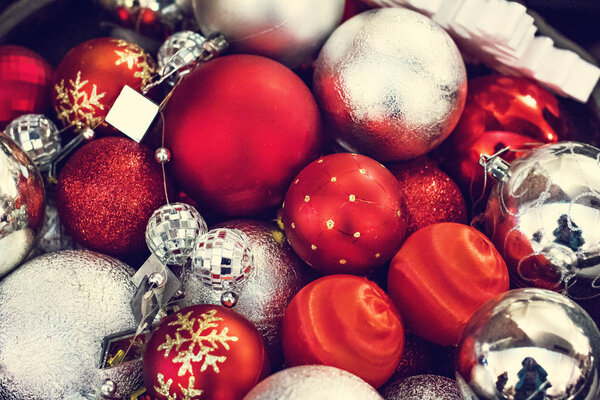 Рождественские игрушки, композиция рождественских шаров
