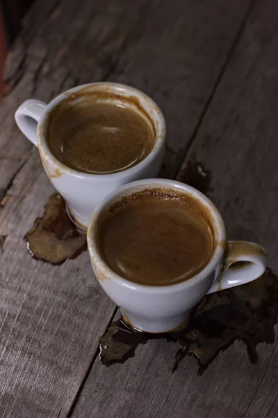 Espresso Zwei Tassen Auf Alten Platten Rustikaler Stil — Stockfoto
