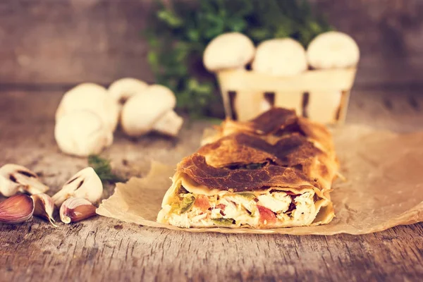 Strudel with vegetables — Stock Photo, Image