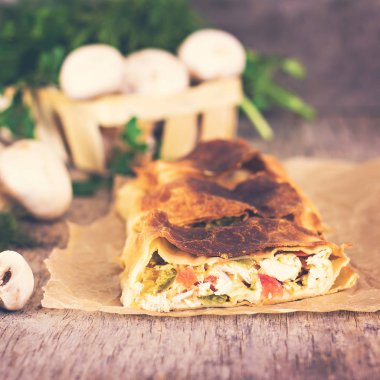 sebzeli meyveli turta