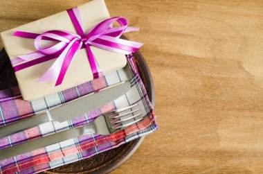 Festival Tablo ayarı ile hediye.