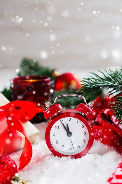 Christmas background or greeting card with clock. — Stock Photo, Image