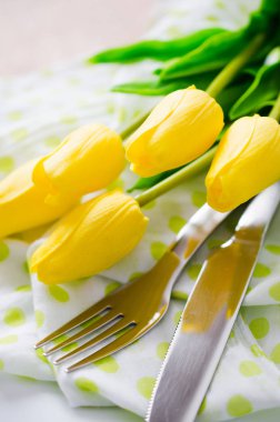 Paskalya ya da anneler günü için Tablo ayarı bahar