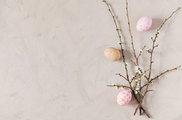 春枝と卵イースターの背景 — ストック写真