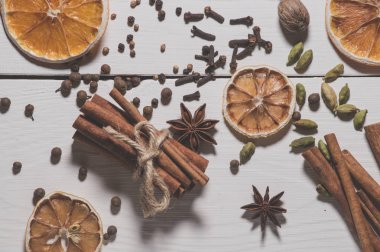 mulled şarap yapmak için baharat seti