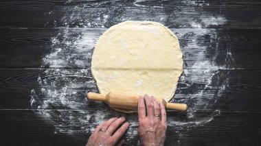 pizza hamuru haddeleme