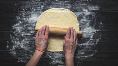 pizza hamuru haddeleme