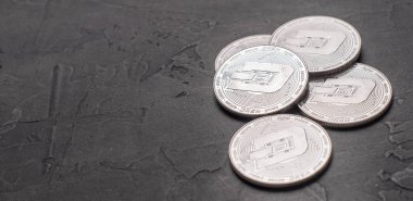 Dijital para fiziksel metal gümüş dashcoin sikke.