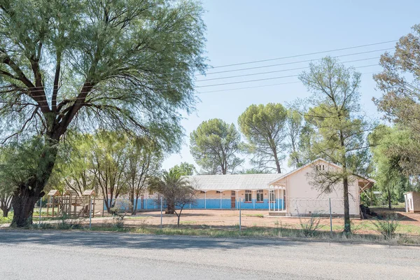 Escuela primaria en Ritchie — Foto de Stock