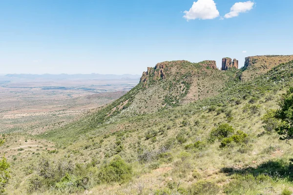 Dolerite columns with the Valley of Desolation — Stock Photo, Image