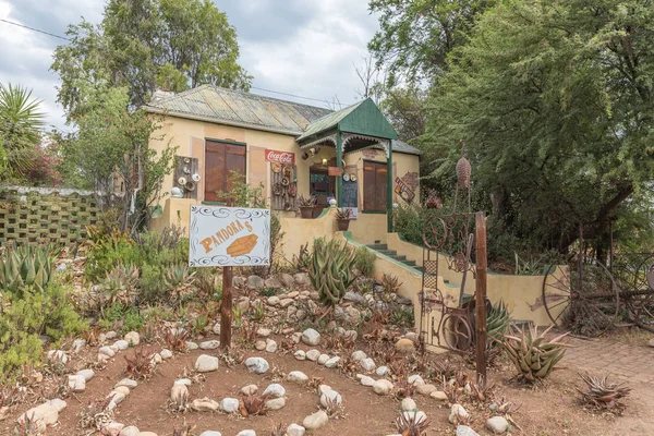 Tienda de artículos de segunda mano en De Rust — Foto de Stock