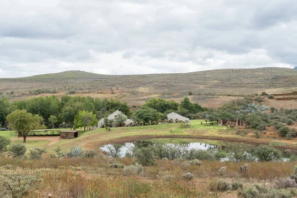 Farm landscape between Cango Caves and Calitzdorp — Stock Photo, Image