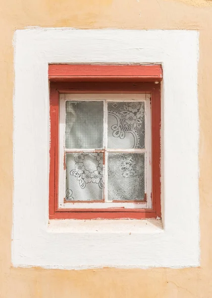Window of a parsonage in Genadendal — Stock Photo, Image