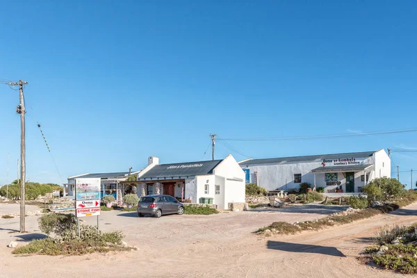 Una bancarella e un ristorante a Paternoster — Foto Stock