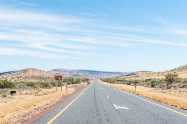 Griekwastad ve Groblershoo arasındaki N8 yolda dinlenme