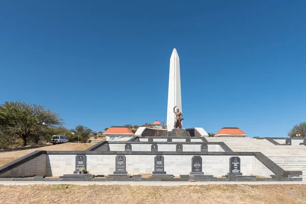 Graven en symbolische graven in helden Akko in Windhoek — Stockfoto