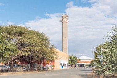 Bir mikrodalga telekomünikasyon kulede Okahan ile sokak sahne