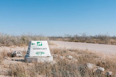 Tipik yön işareti etkin ulusal Park'ta sonrası