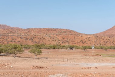 Çiftlik manzara C40 yolun yanında