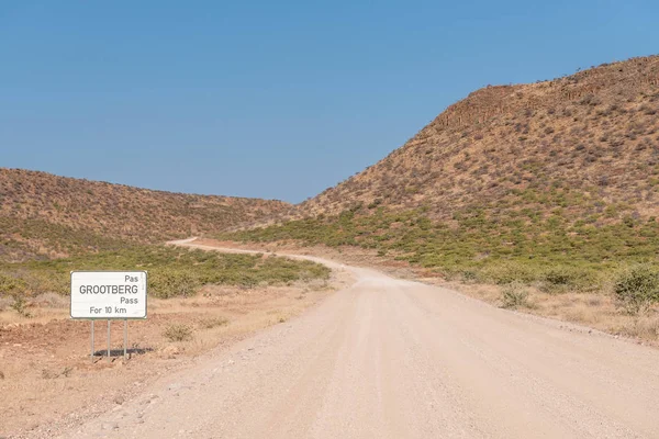 Grootberg (büyük dağ) Pass C40 yolun başlangıcı