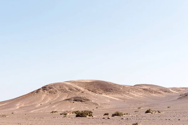 Rock en zand Namib woestijn landschap in de buurt van Springbokwasser — Stockfoto