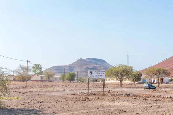 Jacob Basson Bergsig okulda kombine