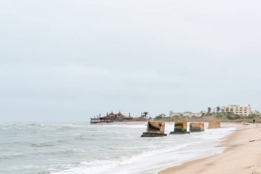 Ayağı eski köprü ağzına Swakop Nehri demiryolu.