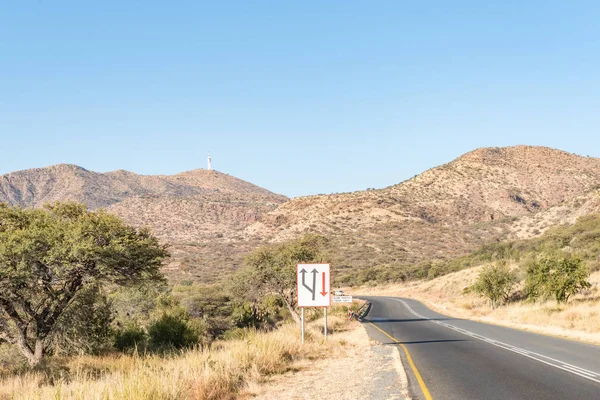 The B1-road to the South of Windhoek — Stock Photo, Image