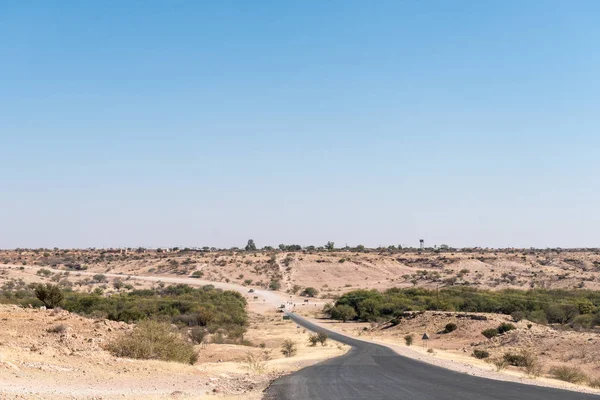 Vue de Gochas vers la vallée de la rivière Auob — Photo