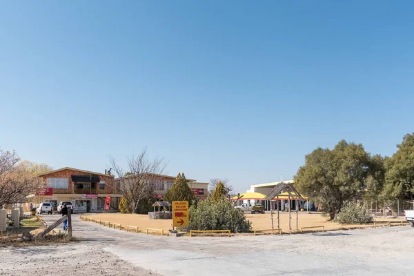 Centro comercial y gasolinera en Koopmansfontein — Foto de Stock