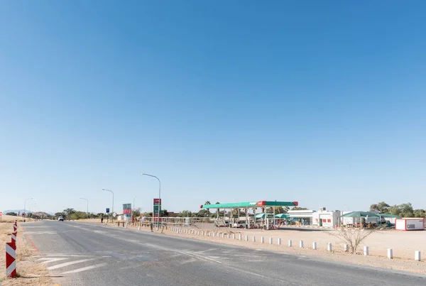 Tankstelle an der B1 bei rehoboth — Stockfoto