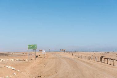 Ugabmund ve Henties Körfezi arasındaki genel tuz yol