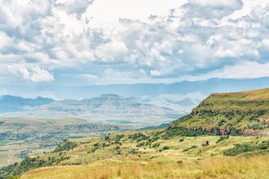 Oliviershoek Pass tepesinden Kwazulu-Natal görüntülemek