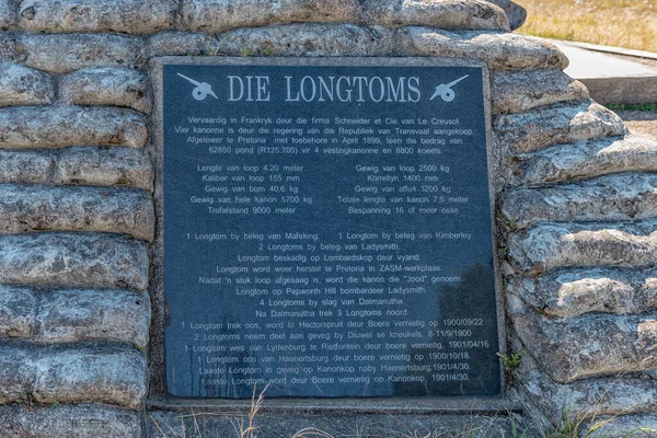 Informatieplaatje bij het Long Tom Cannon op de Longtom Pass — Stockfoto