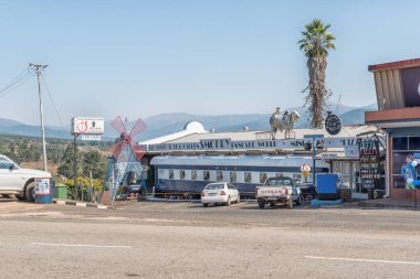Sabie 'de bir restorana kurulmuş tarihi demiryolu koçu.