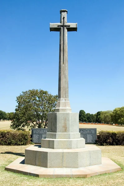 Weltkriegsdenkmal auf dem Wespark-Friedhof in Johannesburg — Stockfoto