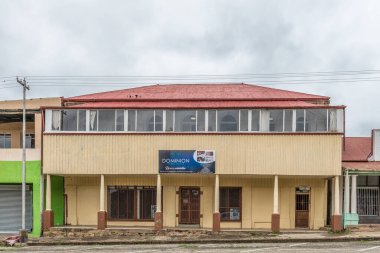 WINBURG, GÜNEY AFRİKA - 1 Mart 2020: Winburg 'daki tarihi, eski bir binada, Özgür Eyalet Eyaleti' nin küçük bir kasabasında bir cenaze evi
