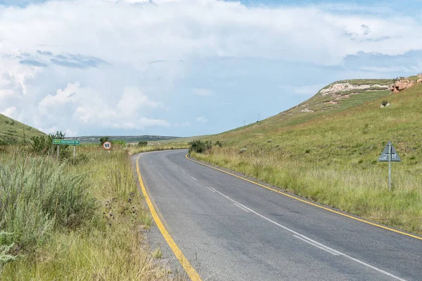 Landscape Road R712 Glen Reenen Golden Gate — Stock Photo, Image