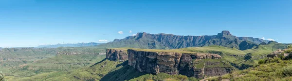 Kuzey Drakensberg Panoramik Manzarası Crack Tepesinden Görülmektedir Amfitiyatro Dooley Hills — Stok fotoğraf